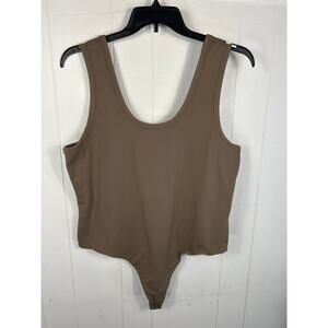 Nuuds Women’s Tan Seamless Scoop Tank Mocha Bodysuit in Plus size XXXL